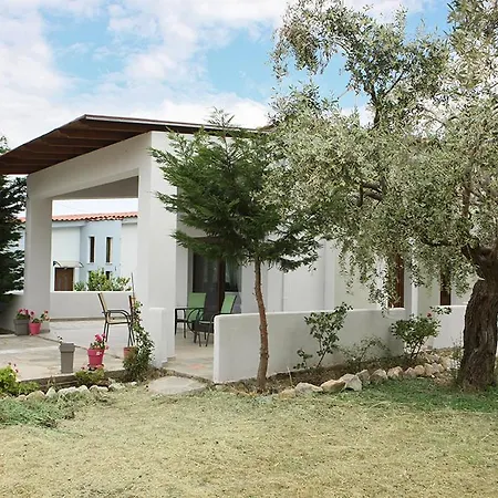 Olia Garden Holiday home